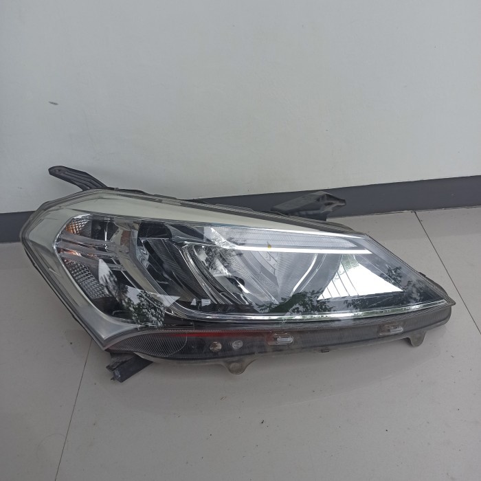 headlamp headlight daihatsu allnew sirion 2018-2020 kanan ori
