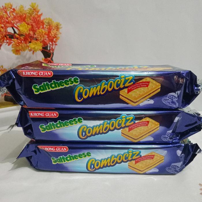 

Khong Guan Saltcheese COMBOCIZ paket 3pcs @175g biskuit lapis krim keju dengan wafer coklat Snack