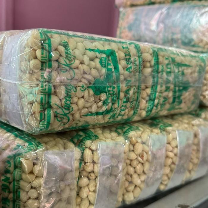 

3 Bungkus Kacang Kupas Tanah Camilan Snacks Food Cemilan 350 Gram