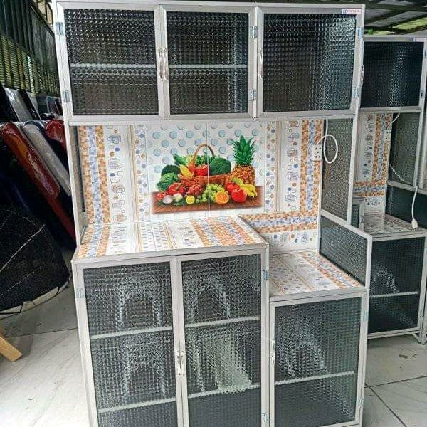 RAK PIRING KACA 3 PINTU ALUNIUM