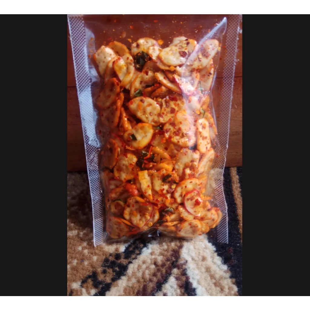 

KERUPUK SEBLAK KERING PEDES DAUN JERUK 1KG