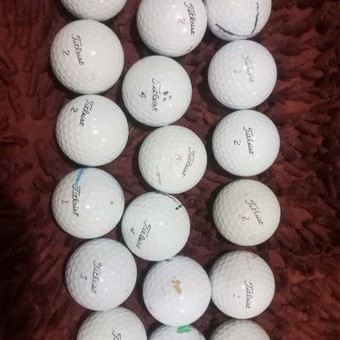 BOLA GOLF BEKAS TITLEIST V1 GRADE B ISI BOLA 12 PCS