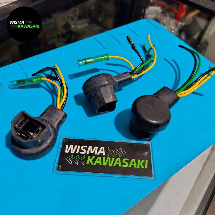 Soket H4 Bohlam Lampu Original Yamaha Vixion Universal