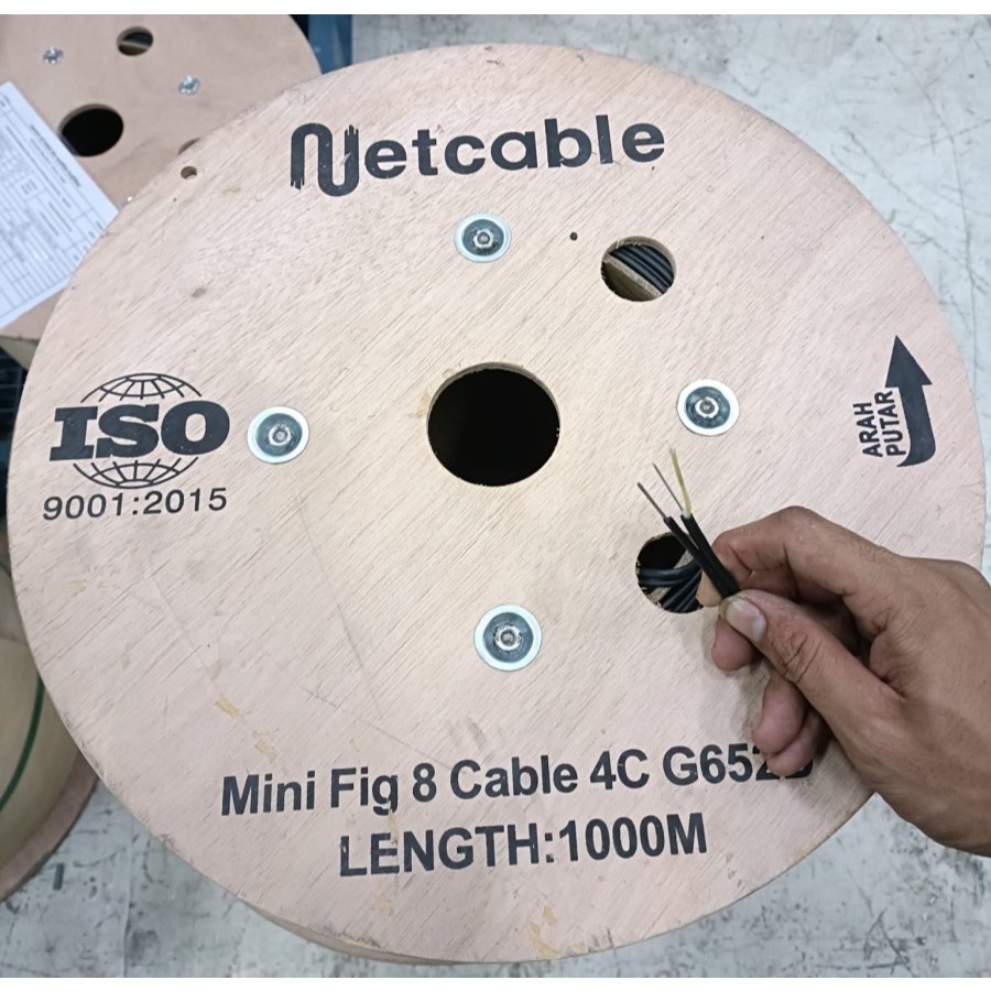 NETCABLE Kabel Fiber Optik FO Mini FIG8 Fig 8 Panjang 1000M 1KM 2 CORE 4 CORE 6 CORE