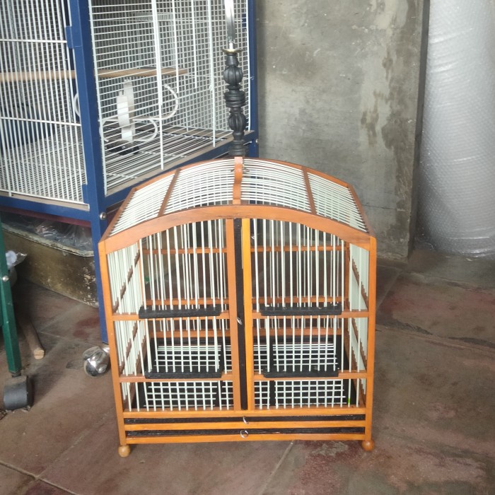 Kandang burung sekat kayu jati jari jari fiber P 38 cm x L 22 cm xT 38 DiskonJual MurahHarga