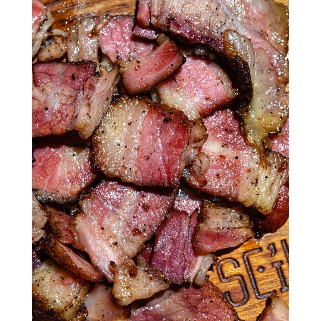 

SEIRUMA 250 gr - Sei Sapi / Daging Asap + Sambal Lu'at