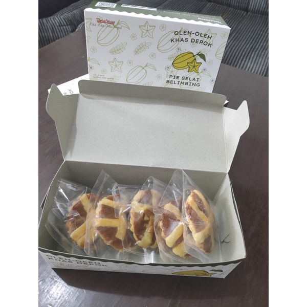 

HJ Pie Selai Belimbing Oleh Oleh Kota Depok