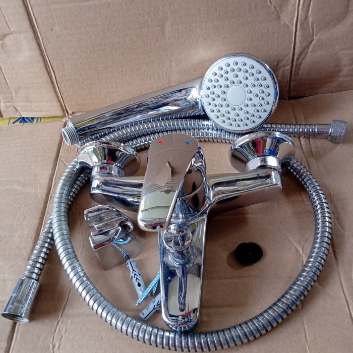 kran shower panas dingin toto