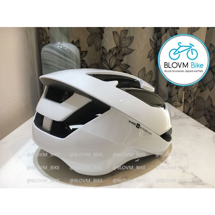 ..... Helm Sepeda Sweet Protection Helm Roadbike Falconer Helm Sepeda Balap