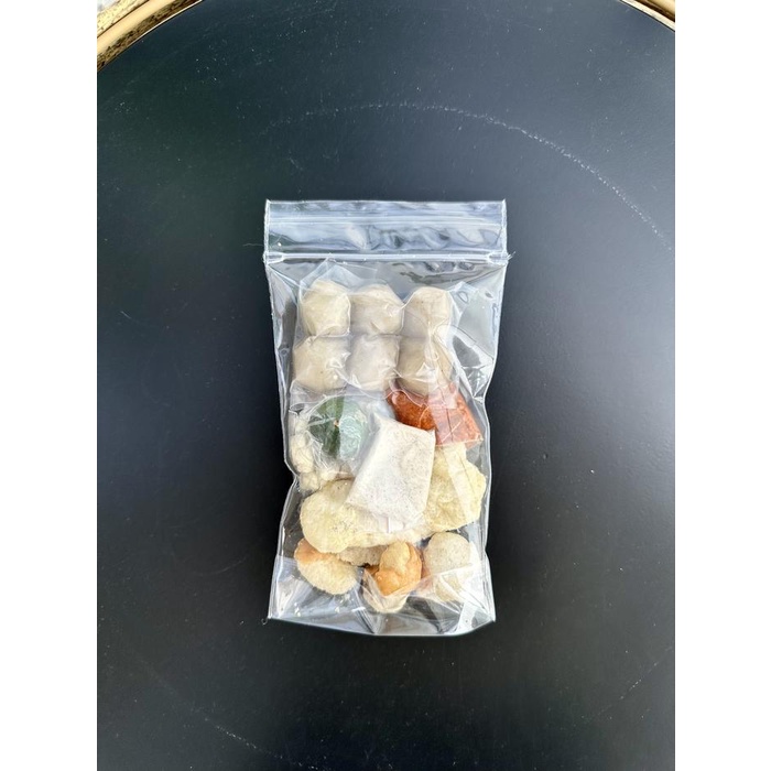 

PAKET BUNDLING HEMAT 12 (6 pcs seblak 6pcs baso aci ) MAKANAN mie food Kaldu Pedas Ayam
