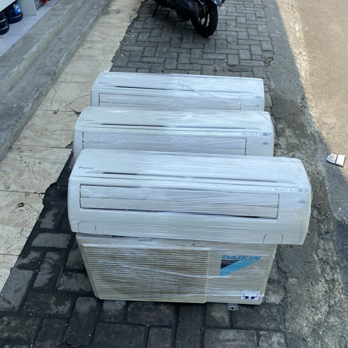AC SECONDD DAIKIN 1PK STANDART GRESS 100% ORI THAILAND GARANSI 3 BULAN