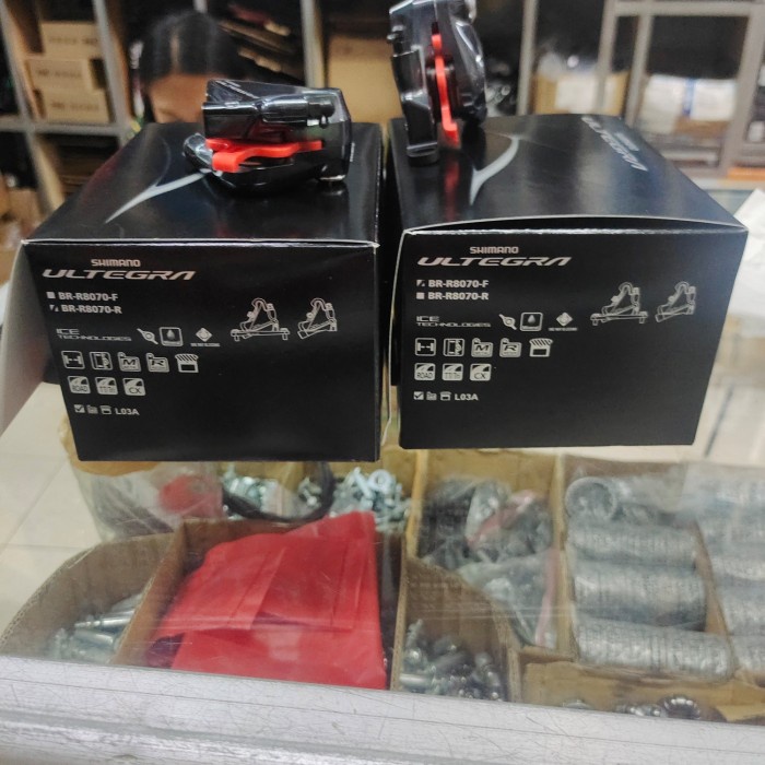 Laris Break Caliper Set 8070 Ultegra Flat Mount Hydrauilc Br-R8070 F/R