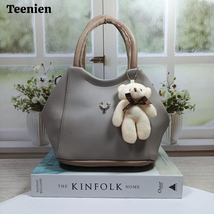 Nevarastore- Teenien / Tas Selempang Wanita Daisy / Tas Slingbag Wanita / Tas Selempang Wanita Kulit