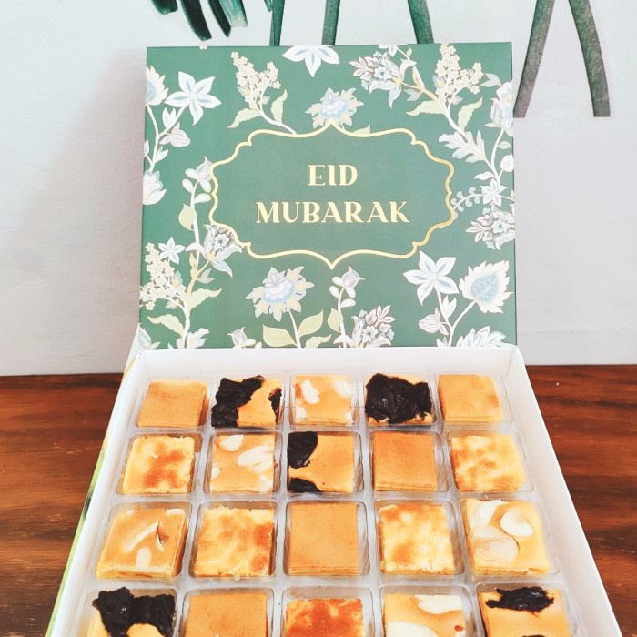 

Hampers Lebaran Lapis Legit Minibites Premium isi 20 pcs