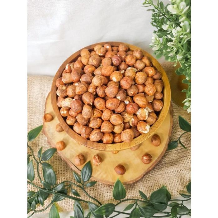 

terbaru !!! kacang hazelnut panggang / roasted hazelnut 1 kg natural ready