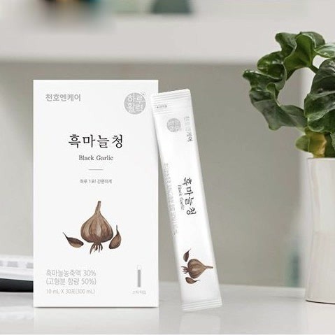 

Cheonho Black Garlic Stick Korea - Bawang Hitam Korea - 1 Box Isi 30s