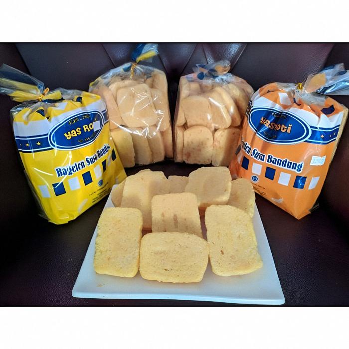 

roti kering bagelen 1 dus isi 4 kantong Coklat bukan Frozen coklat Kacang Maryam Camilan Food Halal