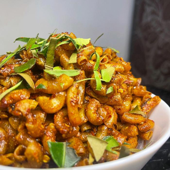 

MAKARONI CIKRUH pedas erieltatum Pak halal Snack snak