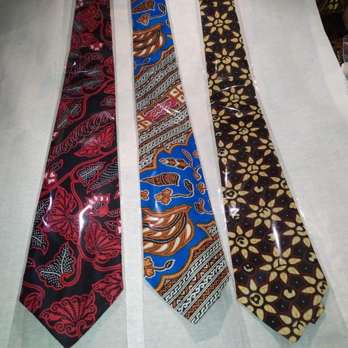 PREMIUM Dasi batik panjang standar / Dasi batik kantor / Dasi batik halus