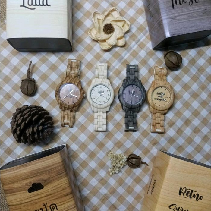 jam tangan motif kayu custom nama , jam tangan kayu murah Analog