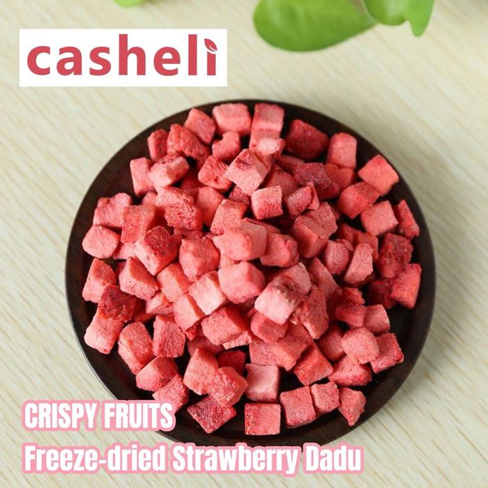 

terbaru !!! casheli strawberry crispy freeze-dried strawberry dadu kering snacks camilan food manis