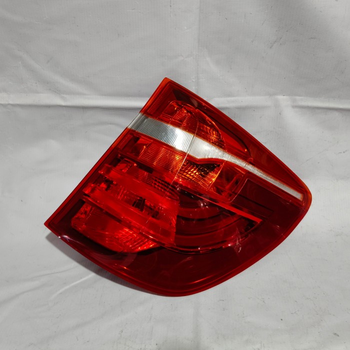 Lampu Belakang Stoplamp Bmw X3 F25 2010-2017 (Second)