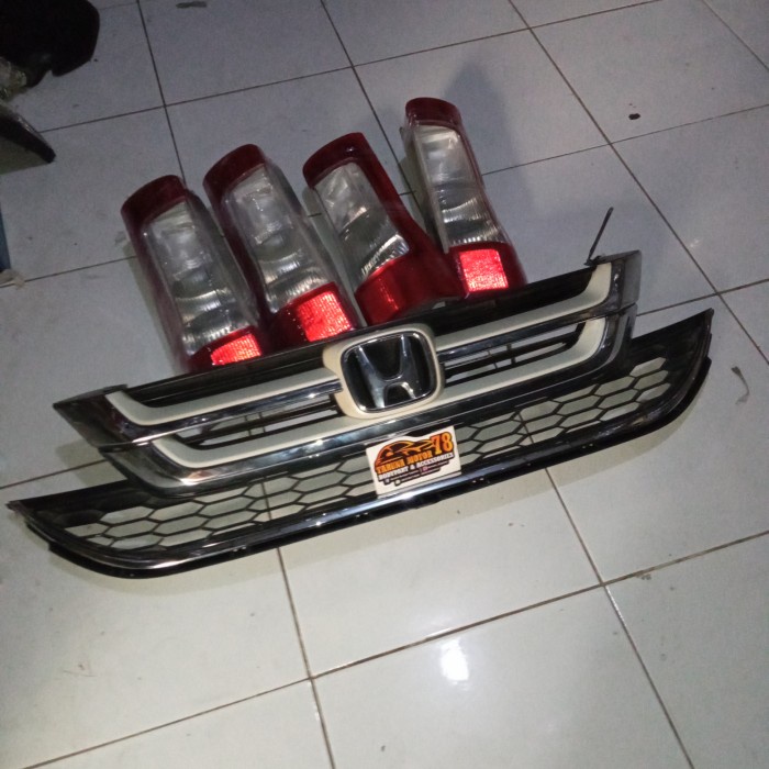 Lampu Stop Grand Max Town Ace (Bekas)