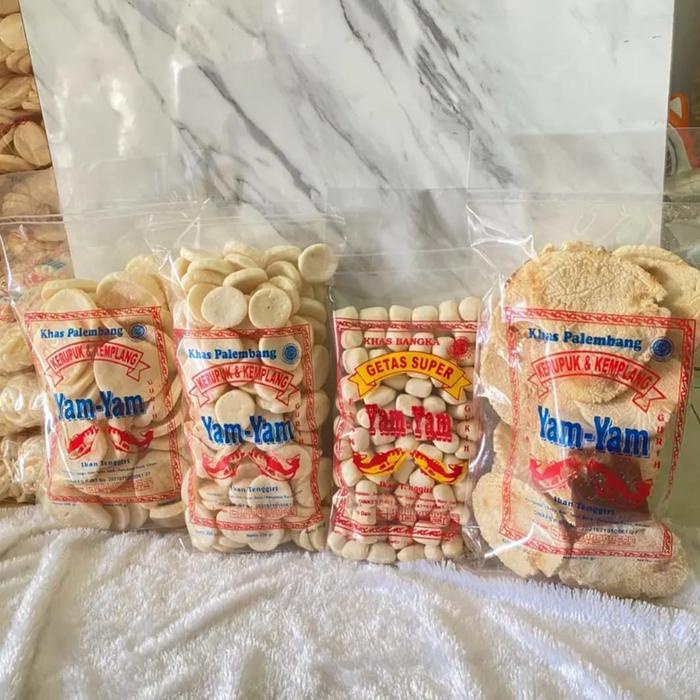 

Paket 1kg kerupuk kempalng mix premium (panggang,getas,mini,kancing)