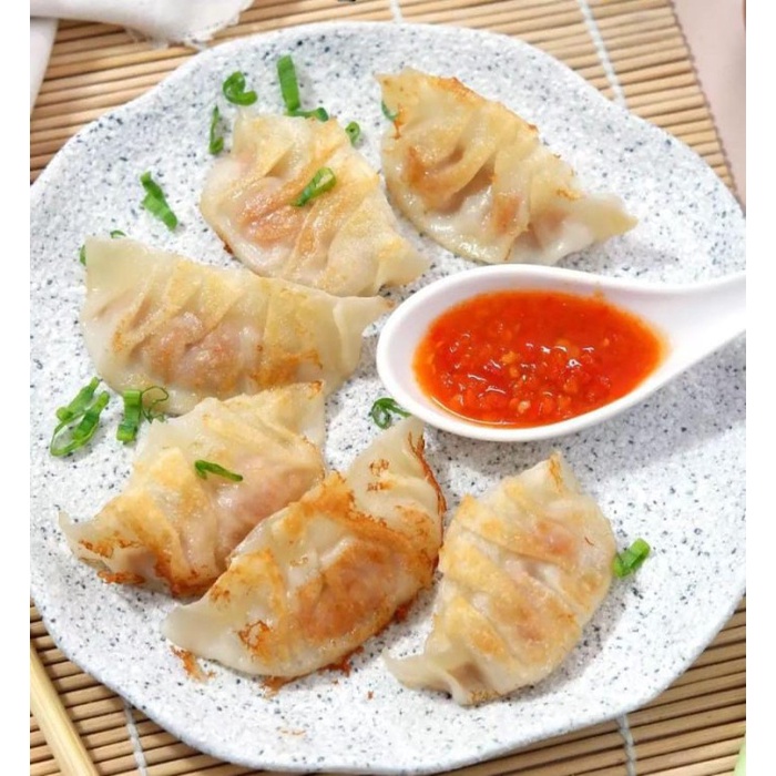 

Kulit Dumpling Premium Hand Made Diameter 10cm Isi 150