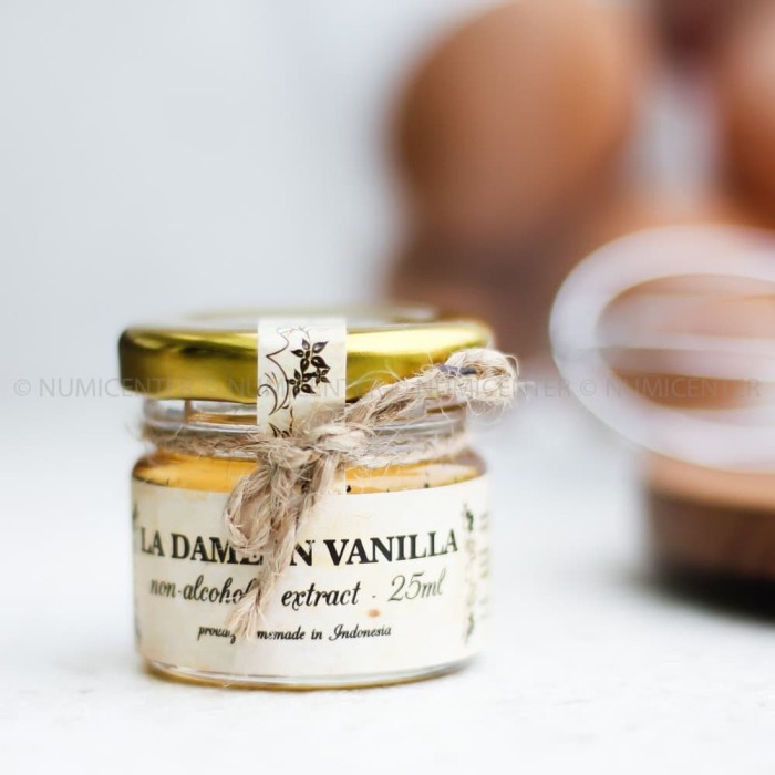 

30ml Vanilla Extract Non Alcohol Halal MUI - La Dame In Vanilla