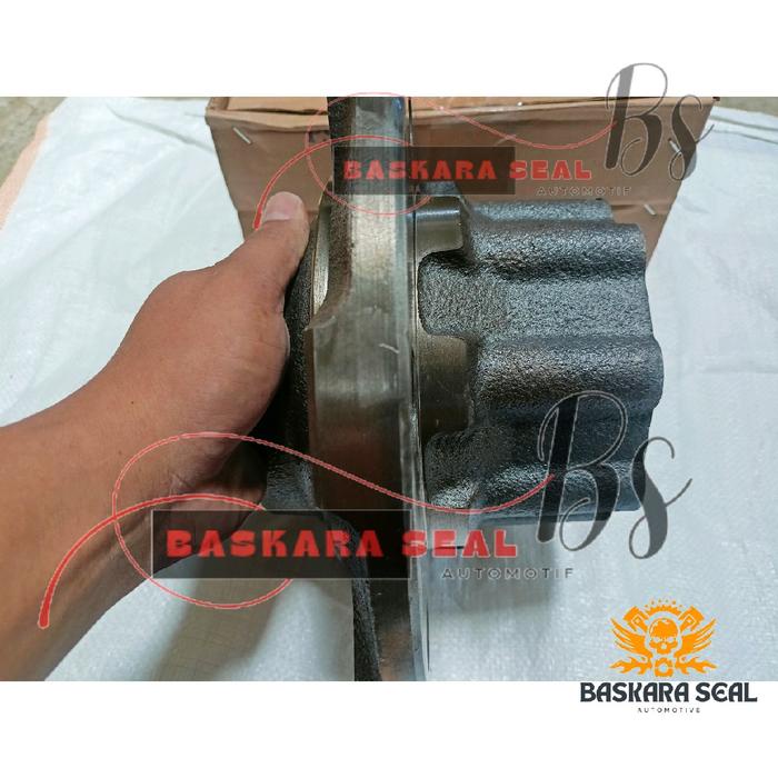 Nap Roda Belakang Canter Ps125