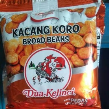 

JTTOP" KACANG KORO DUA KELINCI RASA PEDAS 1 PACK ISI 10 SACHET