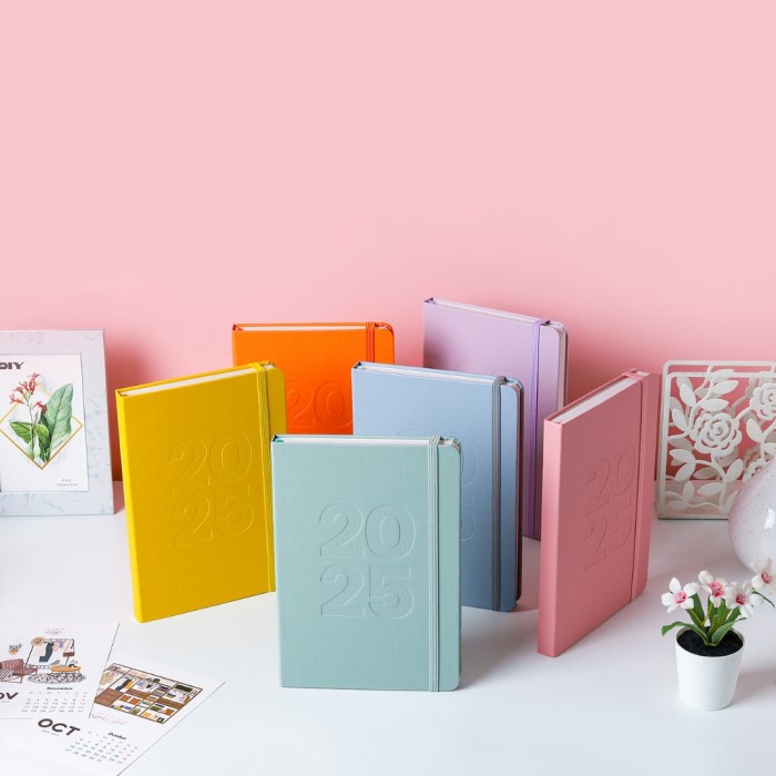 

BARANG TERLARIS bukuqu Planner 2025 Leather - Don't Call It a Dream - Agenda Planner