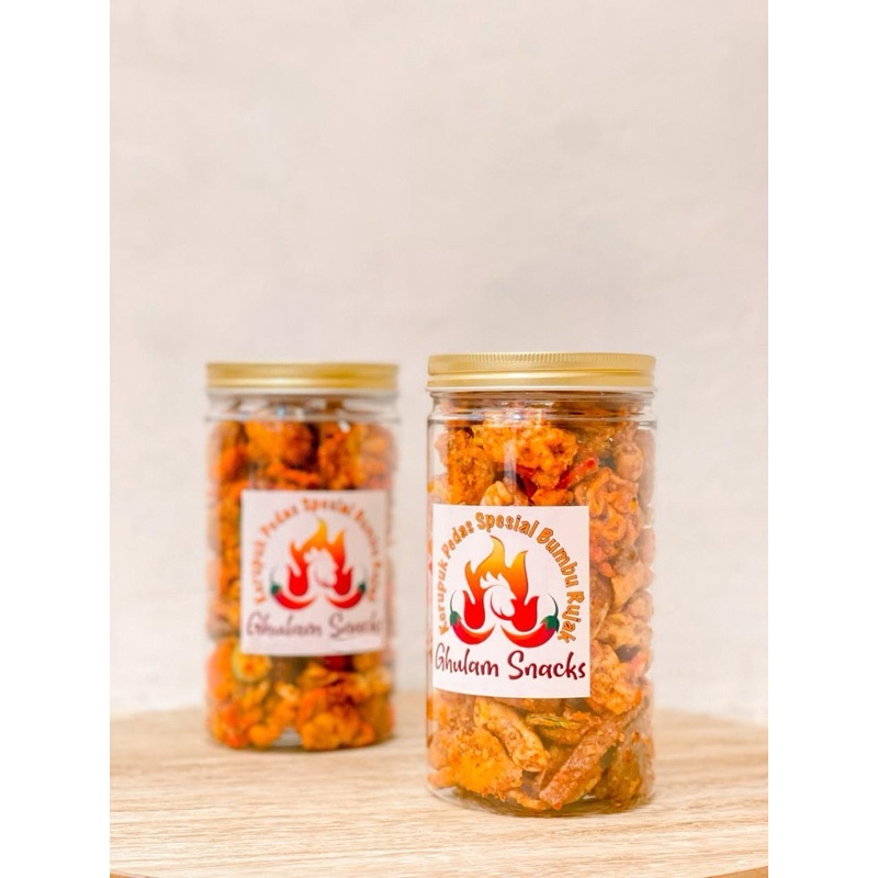 

A Kerupuk Bumbu Rujak Toples