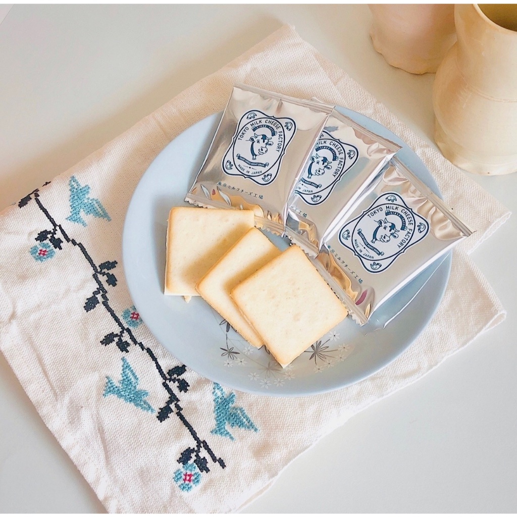 

A Tokyo Milk Cheese Factory 10Pcs 100% Original Ready Stock Biskuit Keju Tokyo Jepang