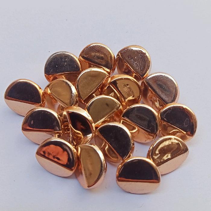 

100pcs Kancing Jamur Emas Motif Miring/ Kancing Baju Motif Miring Ukuran 1cm