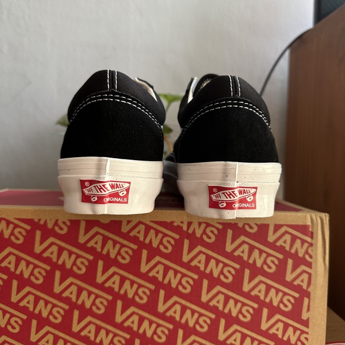 SALE OG OLD SKOOL VAULT LX 100% ORIGINAL