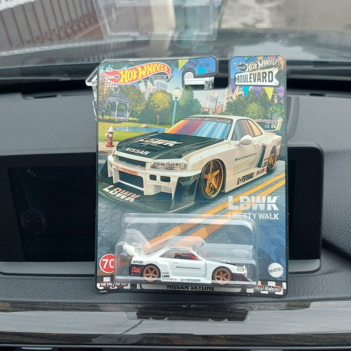 HOTWHEELS PREMIUM R34 LBWK BOULEVARD