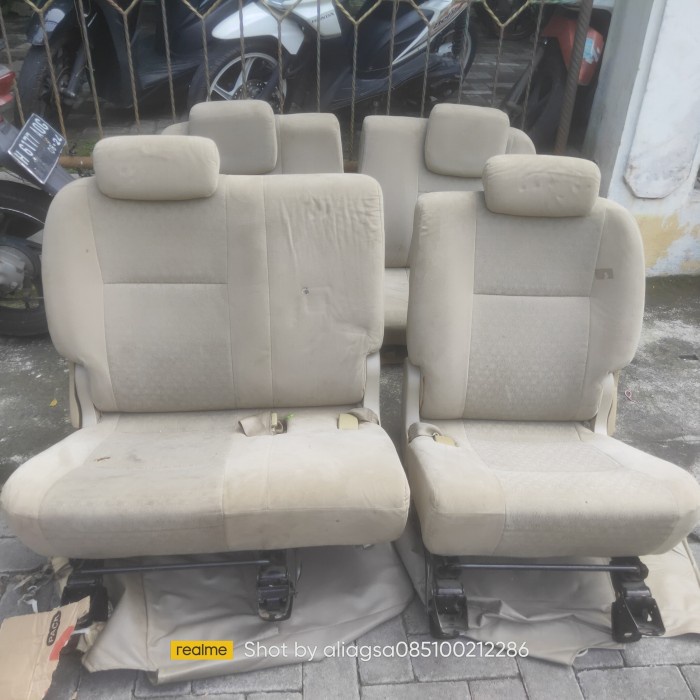 PREMIUM jok tengah Toyota Innova / inova lama