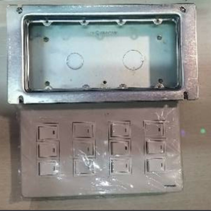 PREMIUM Saklar Panasonic 12 mata Grid Switch 4 Gang + Inbowdus Besi