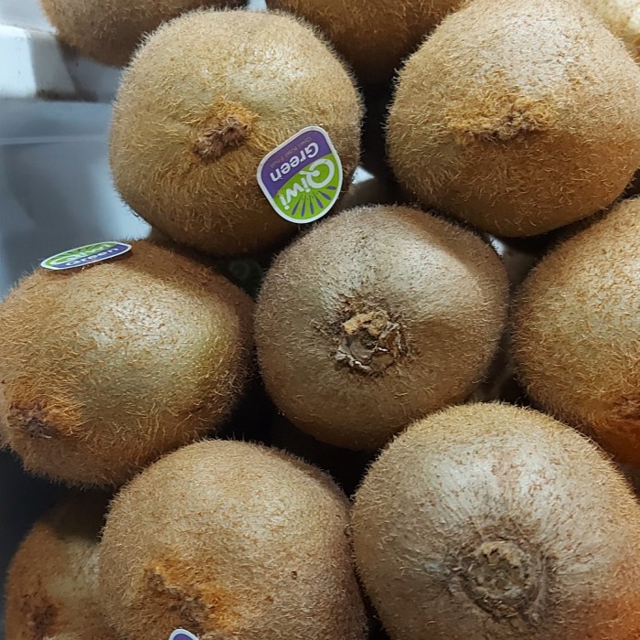 

Lezat- kiwi sweeky hijau manis