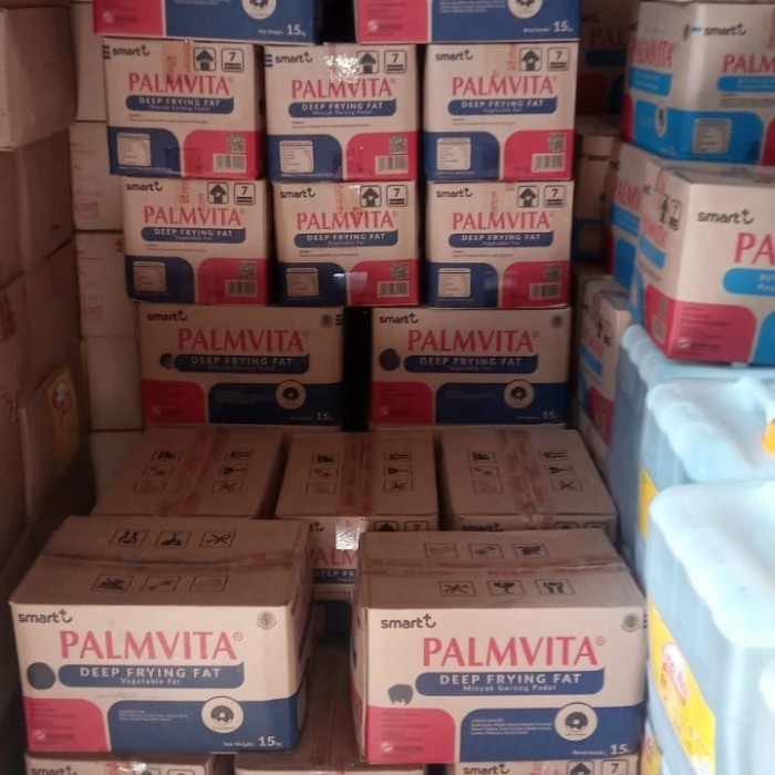 

Lezat- Minyak goreng padat palmvita deep fry 15kg
