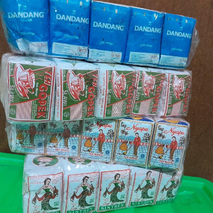 

PAKET TEH SINTREN NYAPU GOPEK DANDANG BIRU 1SLOP (4*10*40gr)