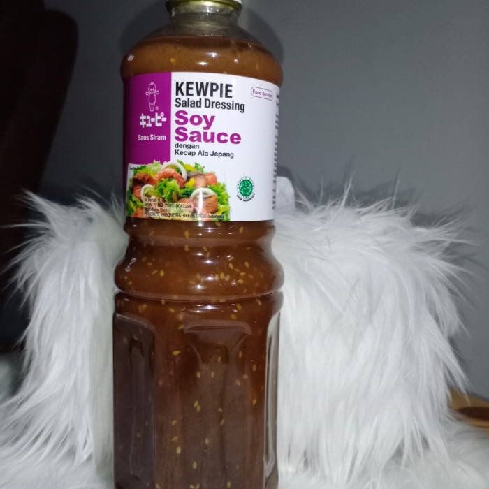 

Lezat- Soy sauce wijen 1lt premium sauce dreesing