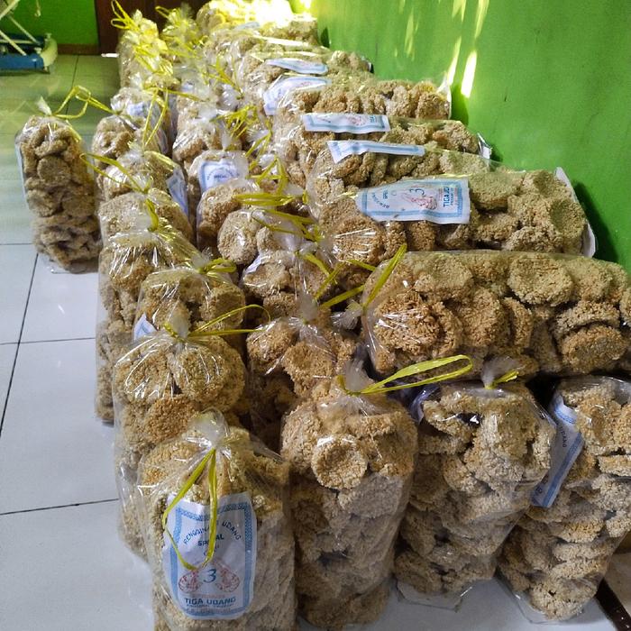 

Lezat- Rengginang Matang Ketan Super Rasa Udang Terasi 1Bal Isi 1Kg