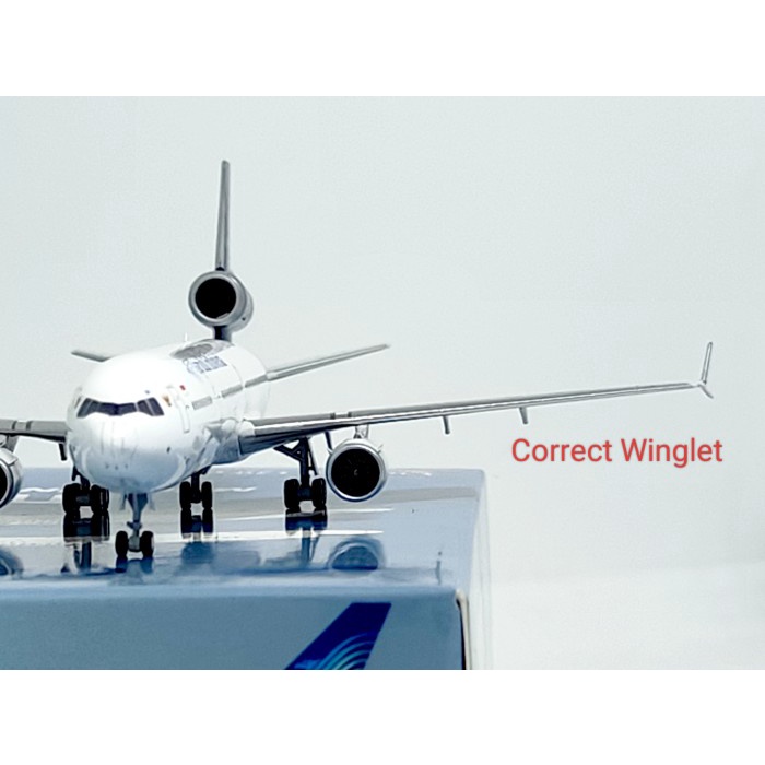 TERBARU GARUDA INDONESIA MD-11 PK-GIH "PANCASILA" ( PESAWAT PRESIDEN ERA SOEHARTO ) 1:400 SCALE