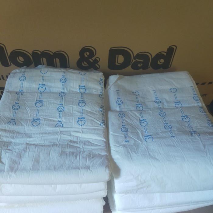 POPOK DEWASA MOM & DAD TYPE PEREKAT ISI 10PCS