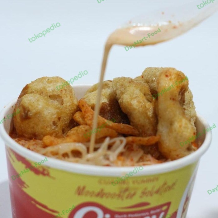 

(TopSeller) Cuankie Yummy Ciomy Chicken Cheese Spicy Cup