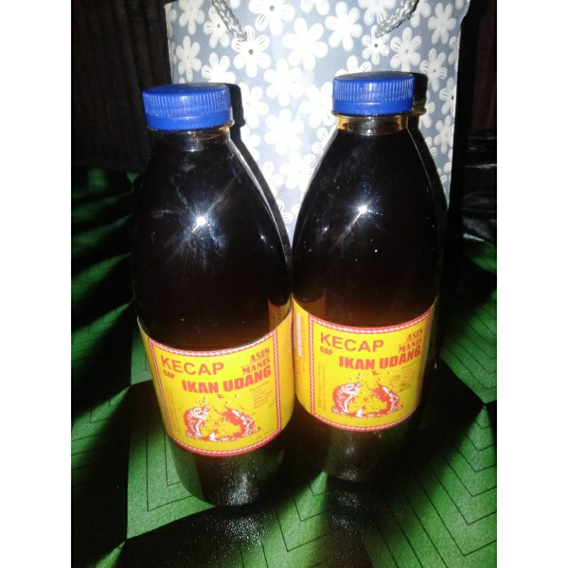 

Kecap Asin Manis Cap Ikan Udang Khas Martapura Kalimantan Selatan 600 ml