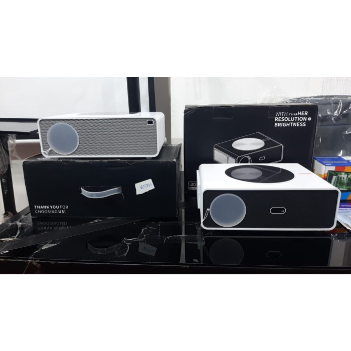 proyektor cherlux STQ10 Pro